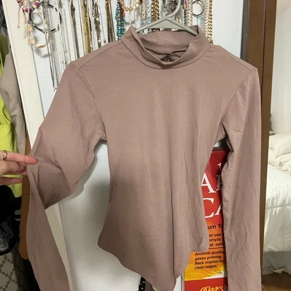 FREE PEOPLE top - Picture 3 of 12